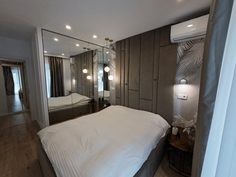 Aviatiei- Barbu Vacarescu, 3 camere mobilat/utilat lux, Comision 0%